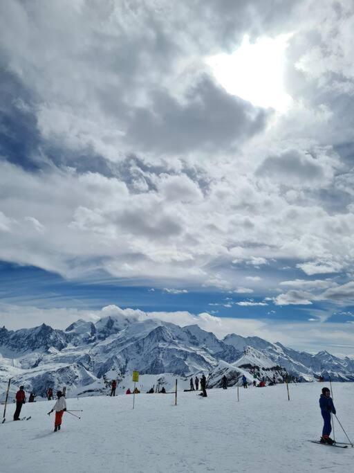 Appartement Le D12 Samoëns Eksteriør bilde